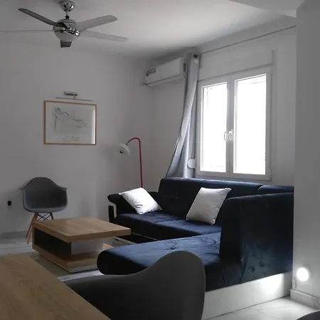 Appartement Family 100 Airport Cosmos Parking Thessalonique