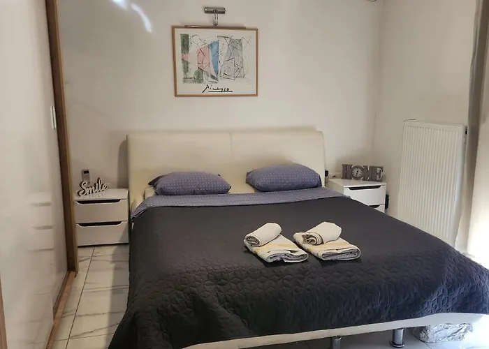 Modern 2bdr 100sqm Airport 10min And Free Parking * Thessalonique